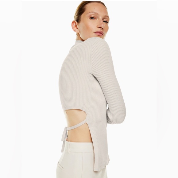 Aritzia Babaton sculpt knit long sleeve top, tie back size medium - Picture 1 of 6